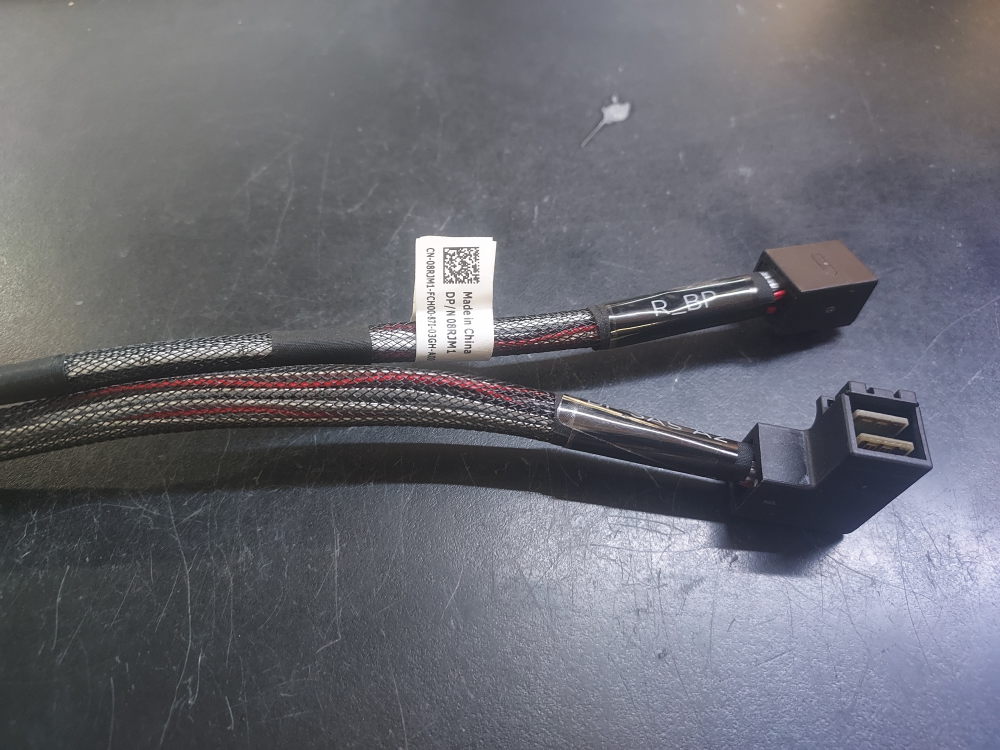 R730xd-12B-Flex-Bay-SAS-Cable