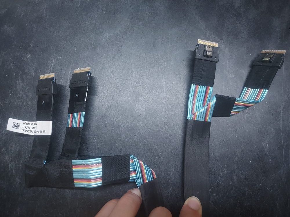 R740xd-4NVME-Cables-