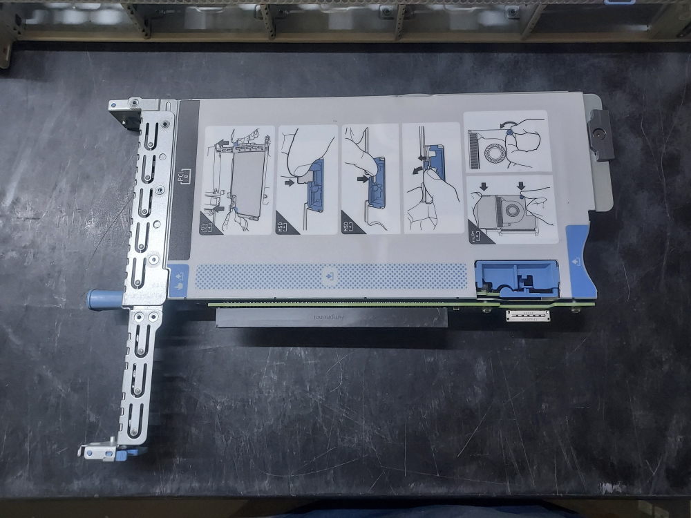 Riser 2 for the Cisco C220 M5 server