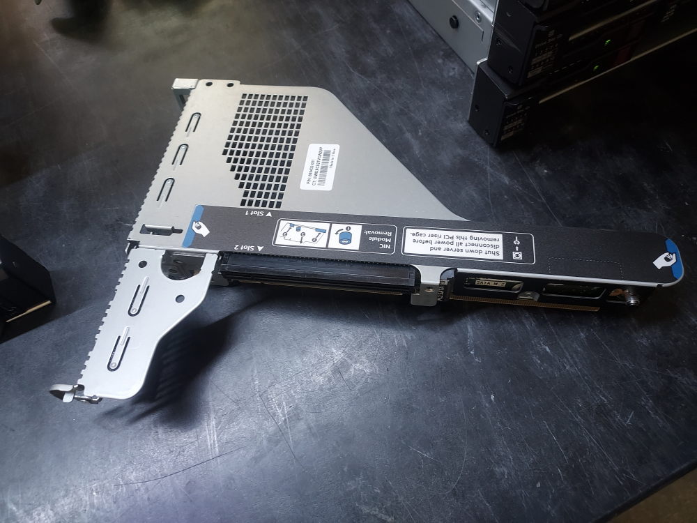 Primary riser compatible with the HP DL 360 G10 server