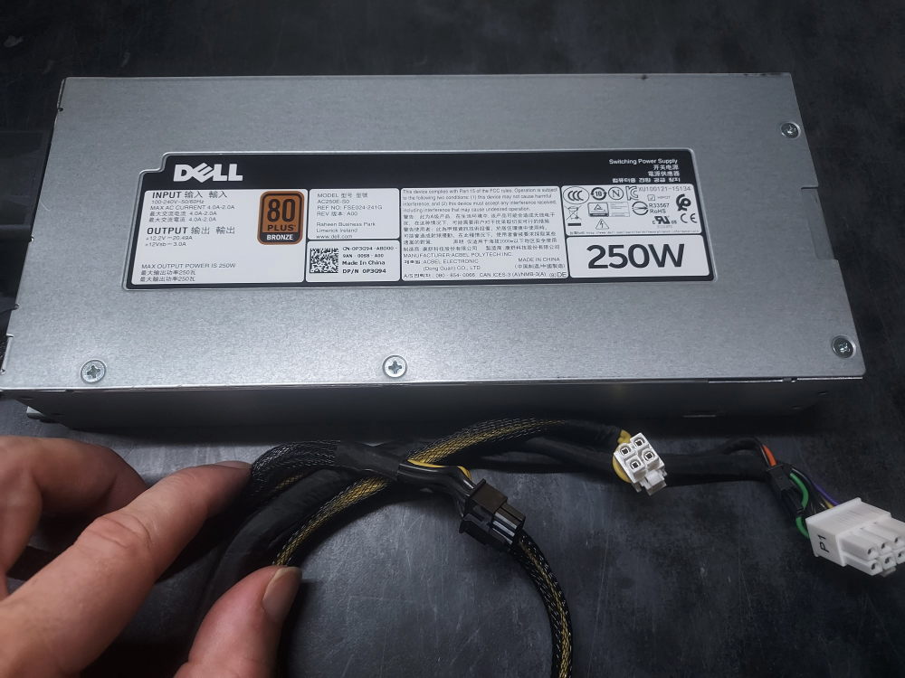 R240 Power Supply 0P3G94