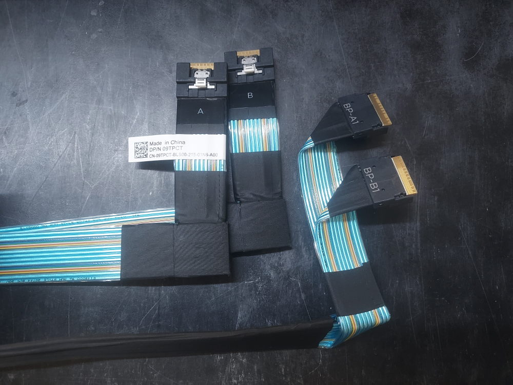 R740xd NVME cables A1 B1