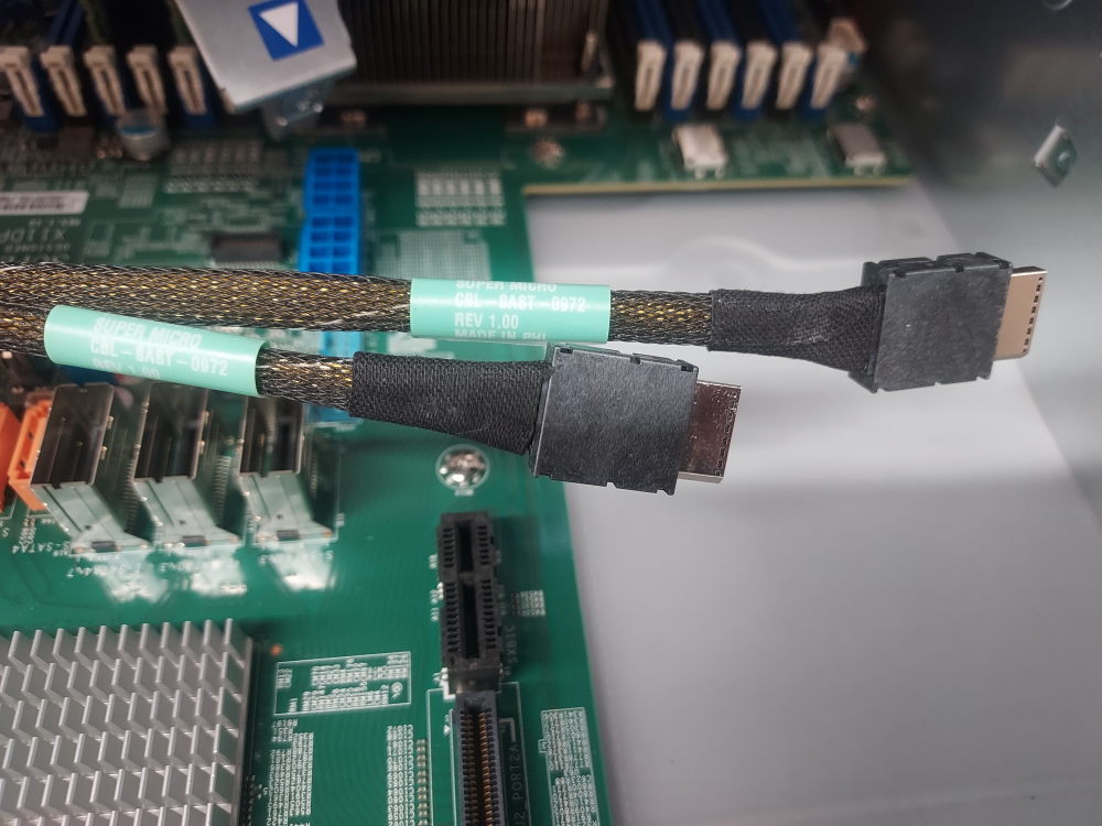 Supermicro CBL-SAST-0972 NVME Cables