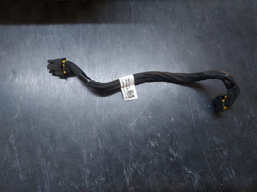 BP Power cable for the Dell PowerEdge R940 8 Bay SFF chassis