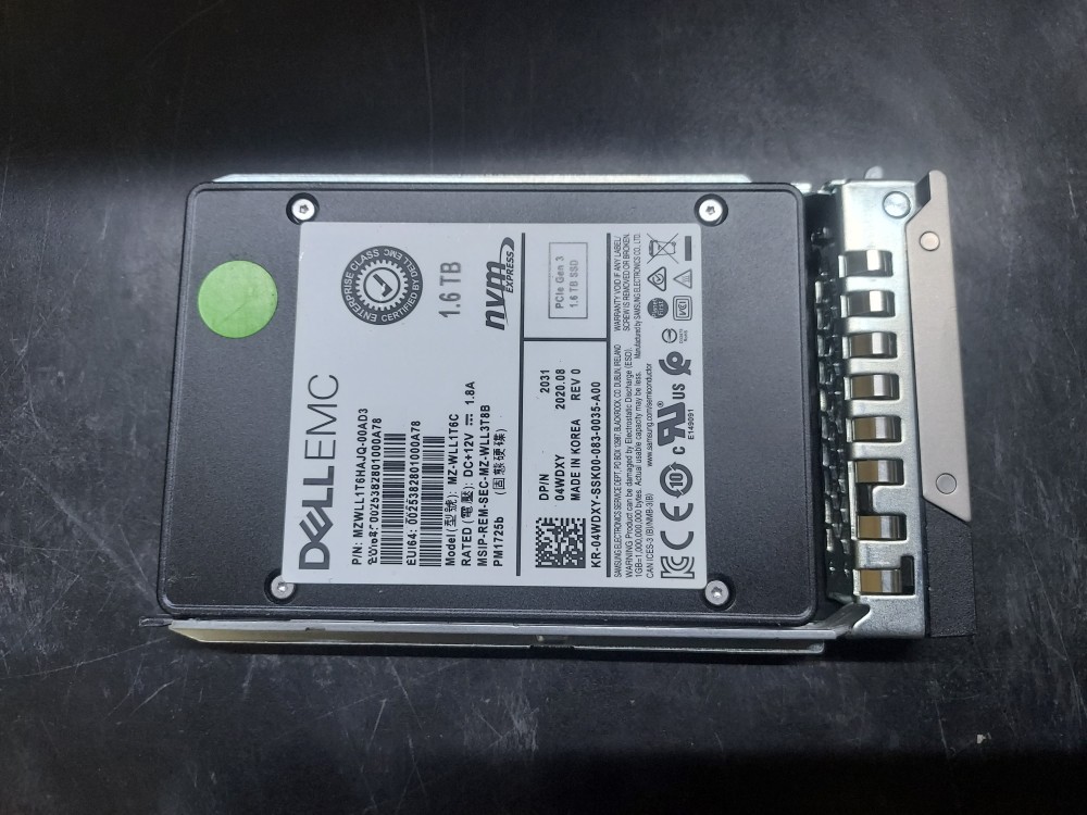 Samsung MZ-WLL1T6C 1.6TB NVME drive