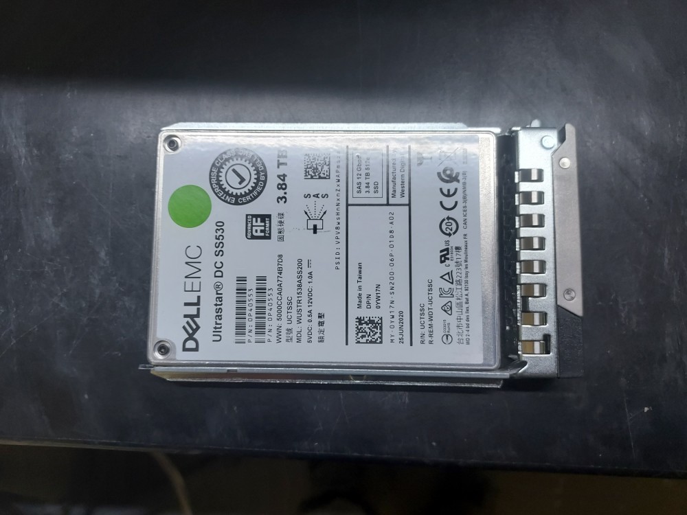 3.84TB SAS 12G Western Digital / Dell SSD