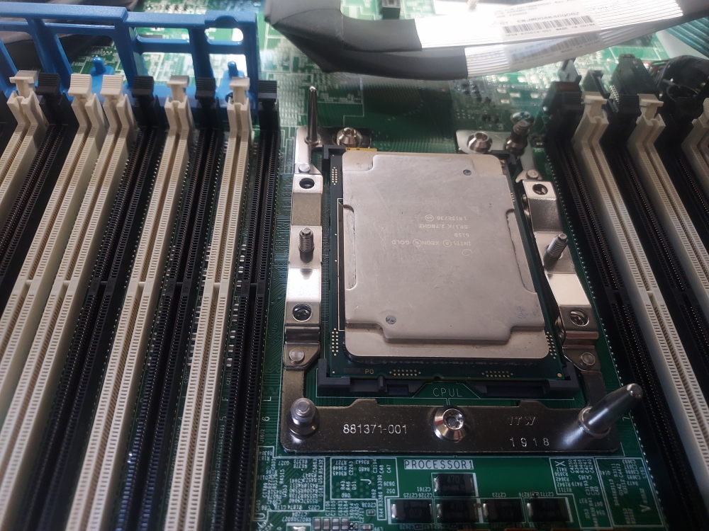 Installing CPU in the socket