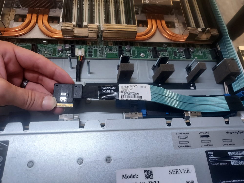 Installing mini sas cable