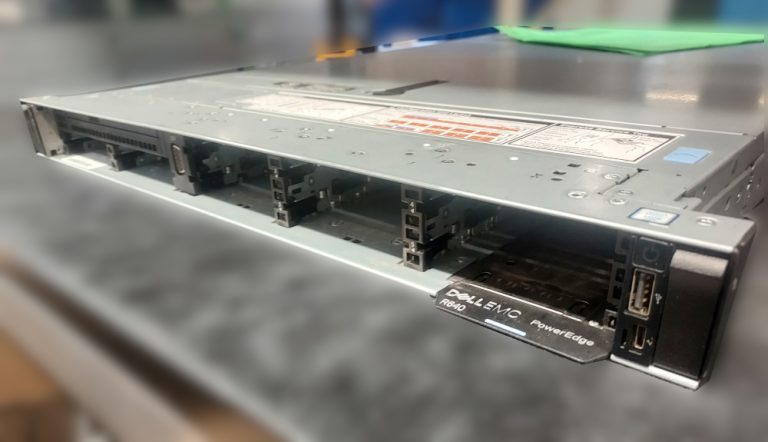 Dell PowerEdge R640 8 bay chassis
