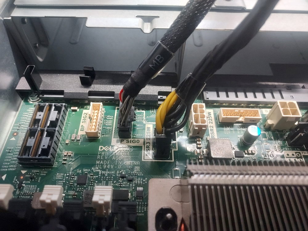 R740xd rear flex bay power and signal cables
